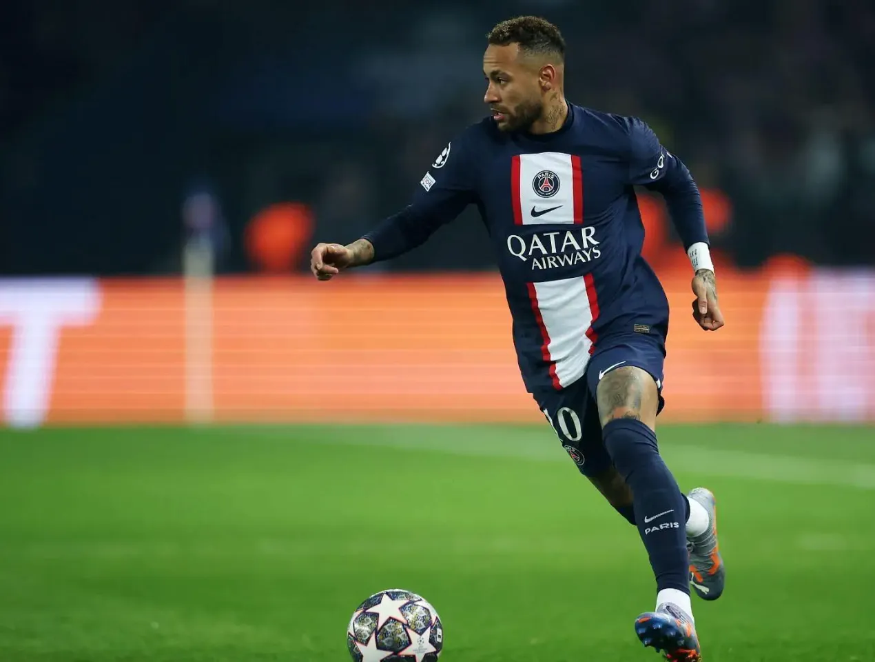 18 de mayo, 17h: después de 942 días, Neymar espera el llamado